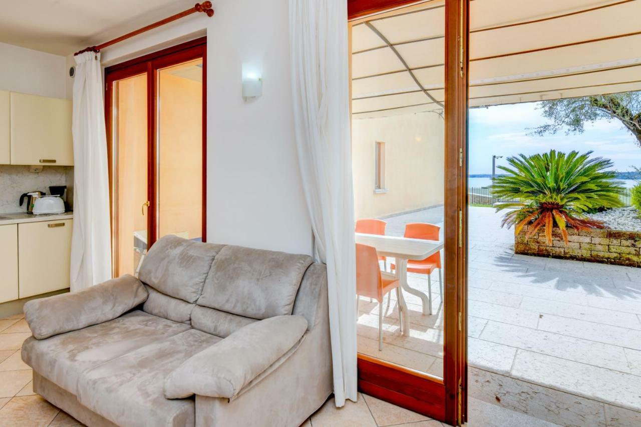 Relais Rosa Dei Venti Moniga del Garda Exterior foto