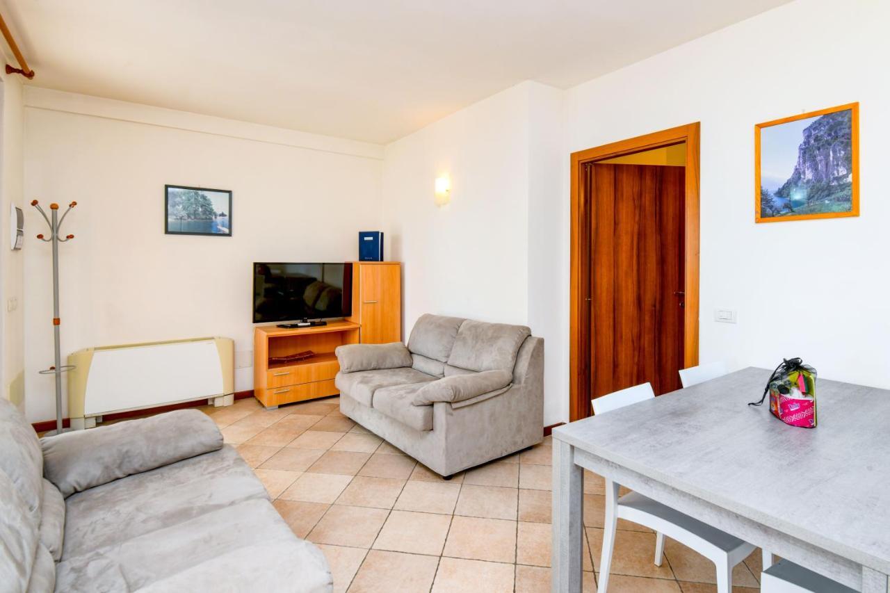 Relais Rosa Dei Venti Moniga del Garda Exterior foto